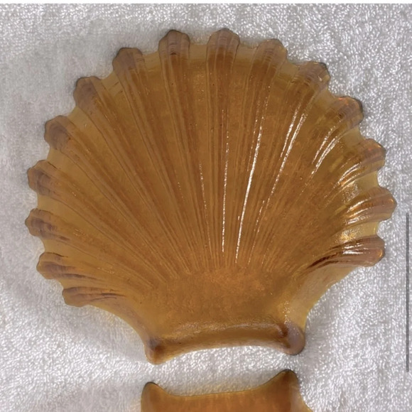 Vintage MCM  Amber Glass Shell Dishes x2 - Picture 6 of 10